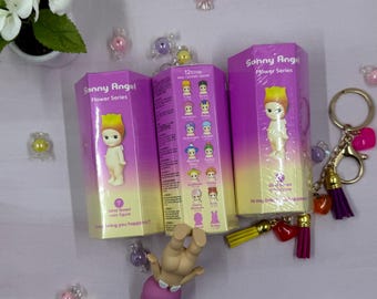 Sonny Angel blind box with blind item keychain included