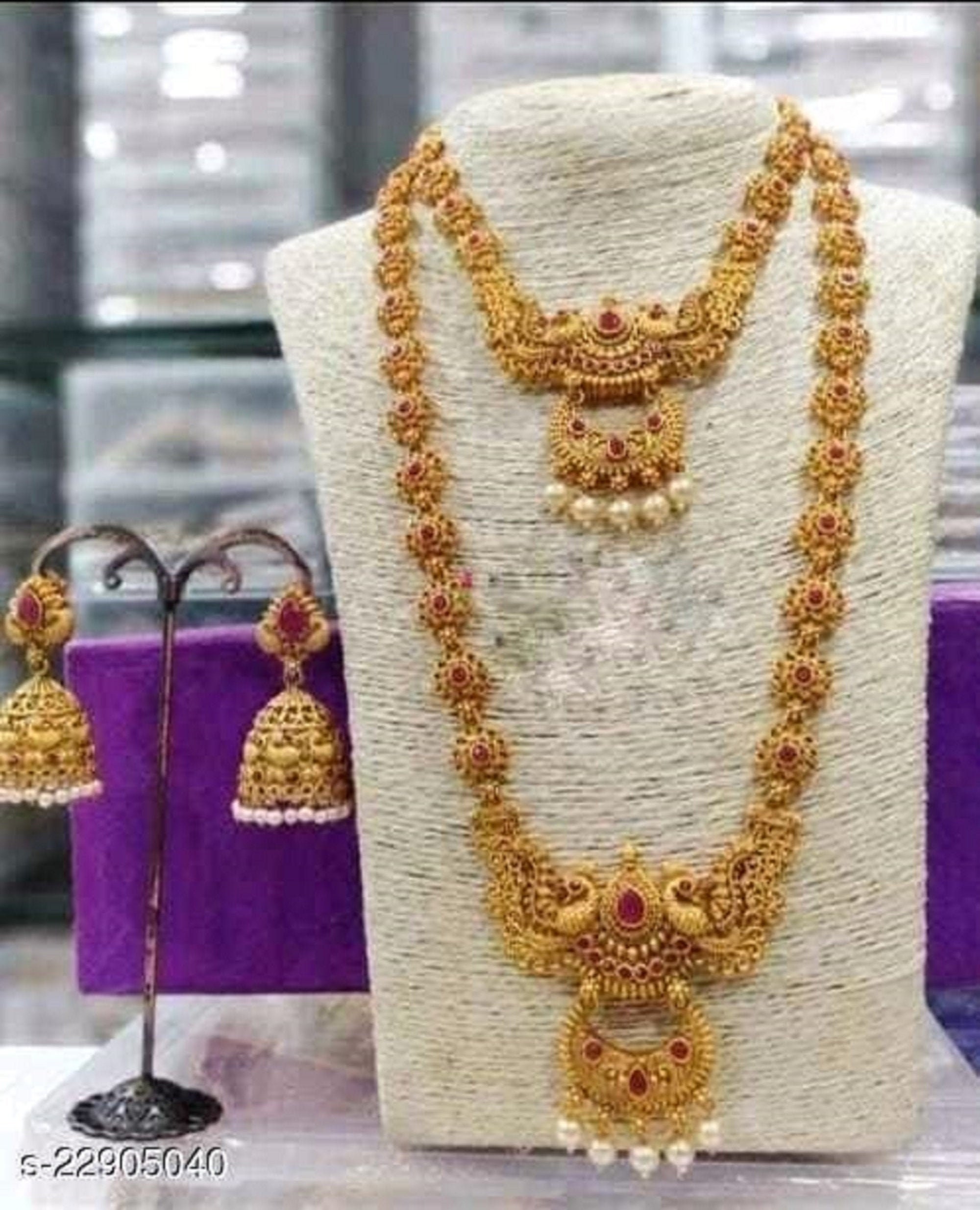 Beautiful Temple Necklace Set / Women 