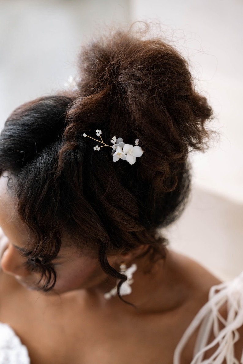 Gold-colored bridal hairpins with ceramic flowers and pearls bridal accessories, for the wedding, for the bridal hairstyle, hair accessories image 1