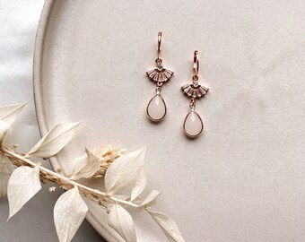 Pendientes de novia bohemios hechos a mano con colgante de abanico y lágrima de circonita cúbica / oro rosa / joyería nupcial / boda / regalo de Navidad, cumpleaños