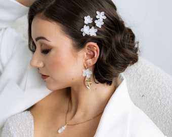 Gold-colored bridal hairpins with silk flowers and pearls - bridal accessories, for the wedding, for the bridal hairstyle, hair accessories