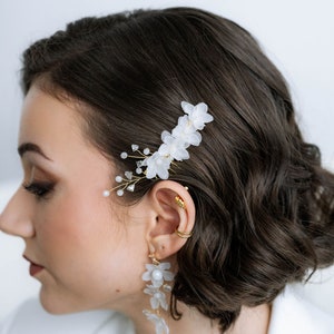 Flower hair comb as bridal jewelry, for weddings, hair accessories, floral image 7