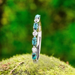 Turquoise diamond wedding band top