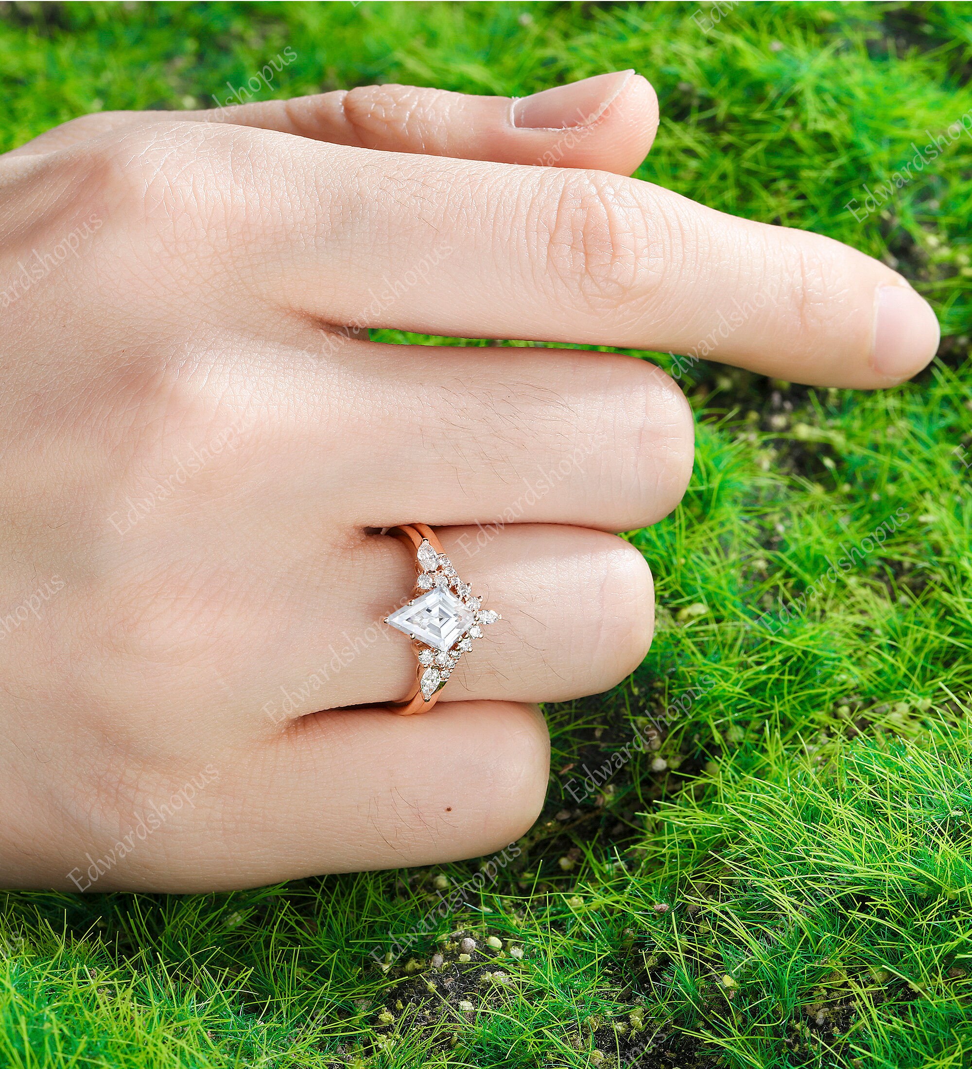 Oval Cut Moissanite Engagement Ring Set Vintage Rose Gold