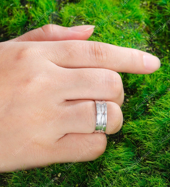 Adjustable wedding band hot sale
