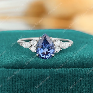 Sapphire Engagement ring Vintage white gold Unique Engagement ring Anniversary gift for her Diamond Art Deco Moissanite Gold ring women
