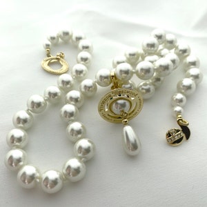 18K Gold Pearl Orb Choker Necklace image 4