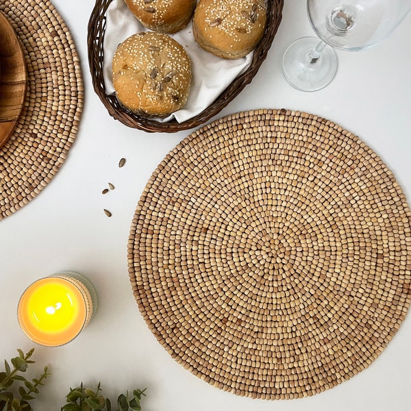 Set of 2 handmade vegan eco friendly placemat, wooden beaded tablemat, Light oak, 14 inch, insulated charger