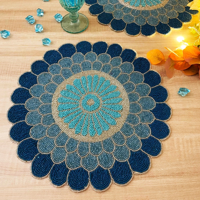 Enlivenstores Beaded Floral Placemat - Thumbnail 4