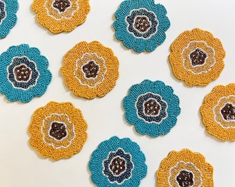 Coasters set of 4/6, drink coasters, beaded coasters, gift for her, housewarming gift, blue, yellow