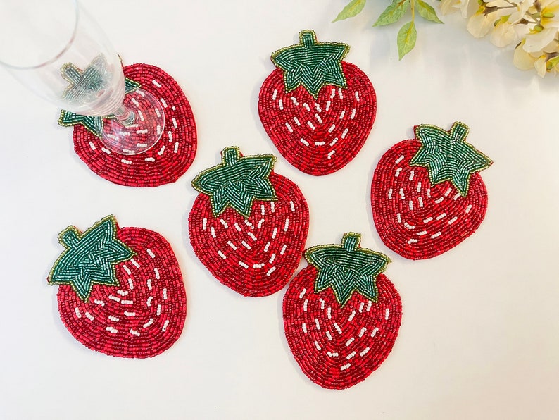 Set of 6 coasters, drink coasters, strawberry beaded coasters, gift for her, housewarming gift image 2