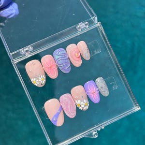 Press On Nails | Flower Power | Short Round