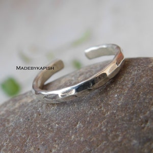 925 Sterling Silver Toe Ring Adjustable, hammered toe ring, Lady's Silver Band Toe ring, image 2