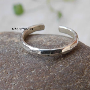 925 Sterling Silver Toe Ring Adjustable, hammered toe ring, Lady's Silver Band Toe ring, image 5