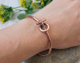 Handcrafted Solid Copper Toggle Bangle: Healing Bracelet for Mom
