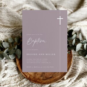 Minimal Lavendel Taufe Einladung Vorlage, Moderne Flieder Taufe einladen, Einfache zarte Violet Taufe Einladen, Taufkarte | Brooke