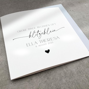 Personalisierte Karte zur Geburt mit Name Datum, Große Dinge beginnen oft klitzeklein Babykarte Herz, Minimalistische Glückwunschkarte Baby