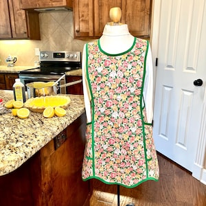 Apron,Woman’s Size,Culinary,Cooking Item, Cotton,Floral,Kitchen,Gift For Her,Handmade,Idea