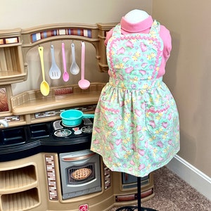 Child’s Apron,Play Apron,Kid's Apron,Baking Apron,Girl Apron,Children’s Apron,Full Apron,Birthday Gift,Children’s Toys,Handmade,Gift Ideas