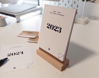 2023 Desk calendar with wood stand 2023-2024