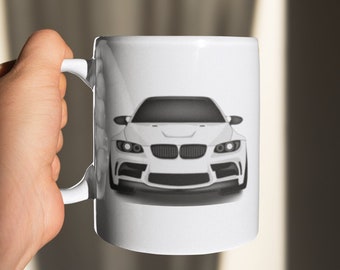 Taza de café BMW E90 M3 de 11 oz / Diseño icónico de automóvil deportivo / Regalo perfecto para entusiastas y amantes de BMW / Taza automotriz para amantes de los automóviles
