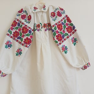 1329 ドレス 刺繍 ウクライナ 古い シャツ リネン 織り 1329 ドレス 刺繍 ウクライナ 古い シャツ リネン 織り