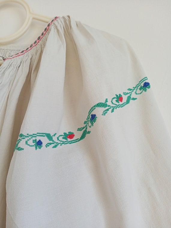 572 Shirt embroidered vintage Dress Ukrainian old… - image 4