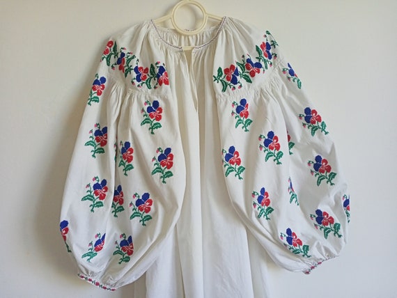 963 Shirt embroidered antique Dress Ukrainian old… - image 10
