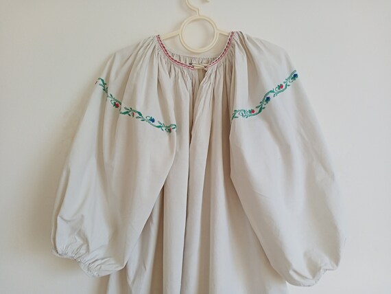 572 Shirt embroidered vintage Dress Ukrainian old… - image 10