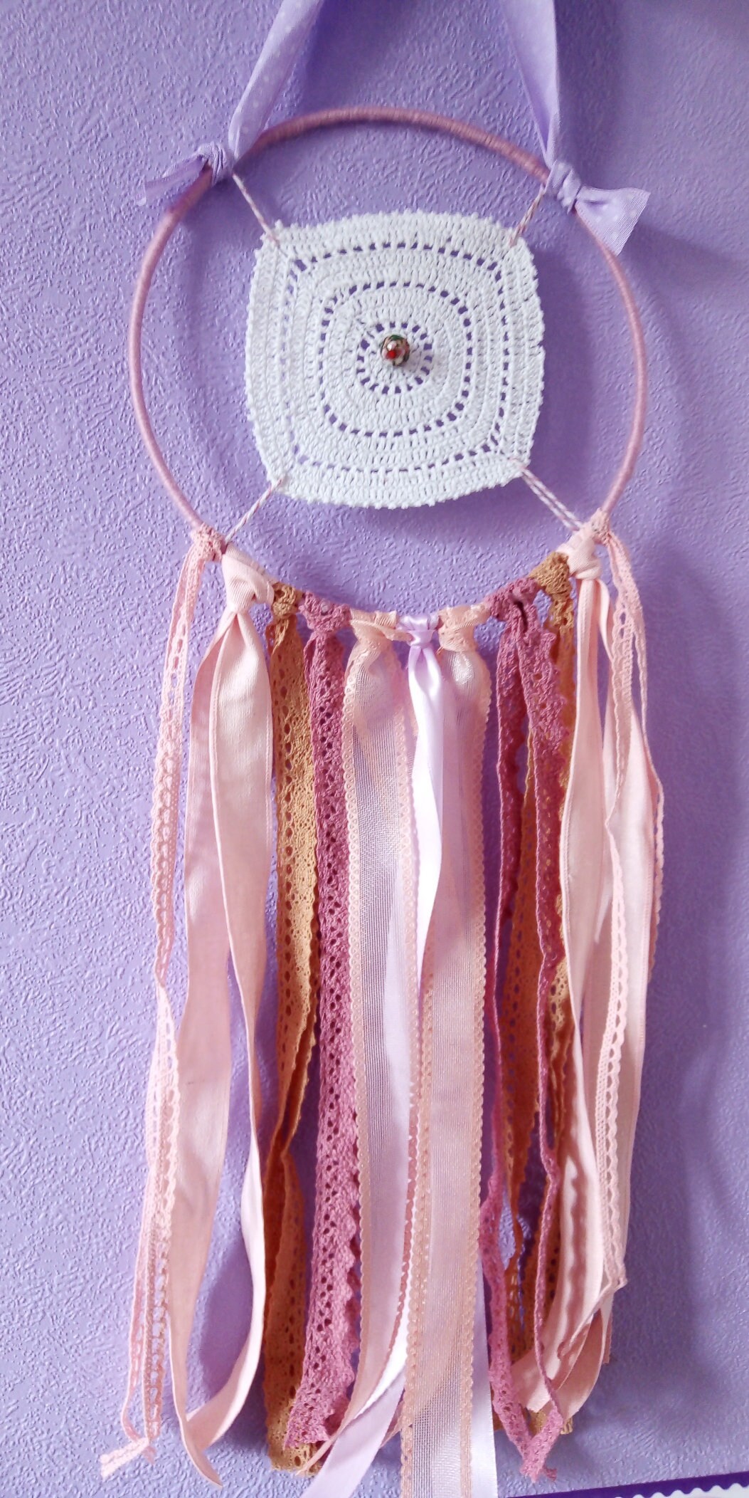 Attrape-Rêve Pièce Unique Couleur Rose Romantique Pour Chambre Bureau ou Entrée à Offrir Anniversair