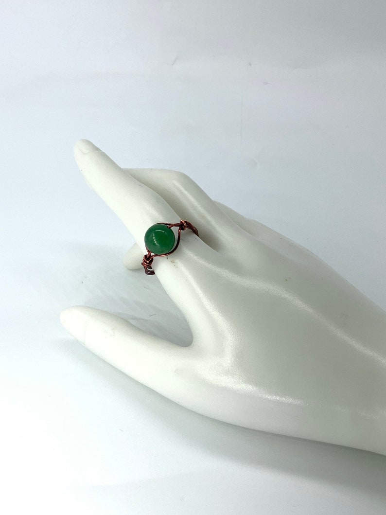 Green Jade rose quartz wired ring