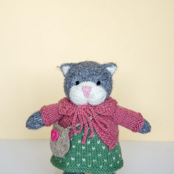 Knit Cat Kitty plush animal with clothes soft toy with outfit decorative figure amigurumi Katze gestrickte Tiere