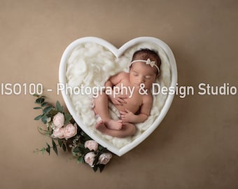 Newborn Photography Wooden Heart Bowl wool Digital Backdrop