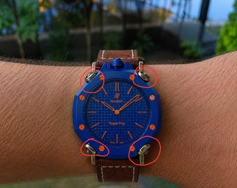 Royal Pop wrist holder kit.