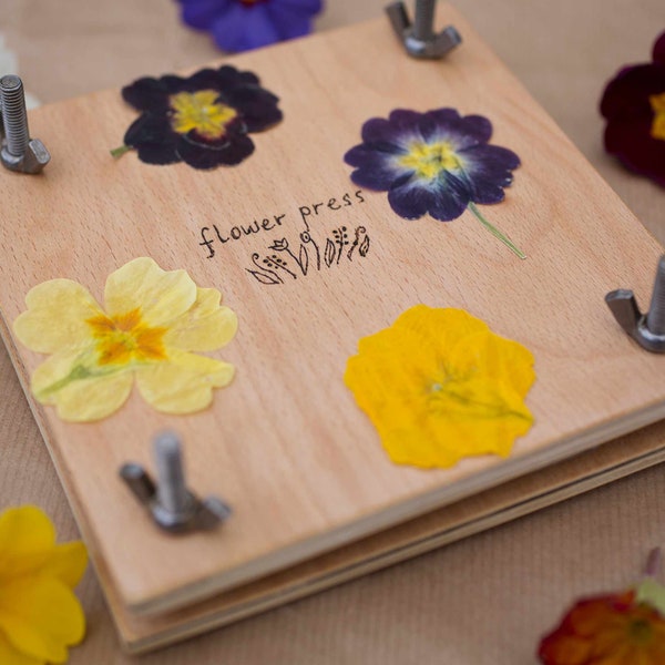 Flower Press, Flower Press Kit, Flower Press Frame, Birthday Gift, Dried Flowers, Card Making supplies, Flower Press UK, Craft Supplies