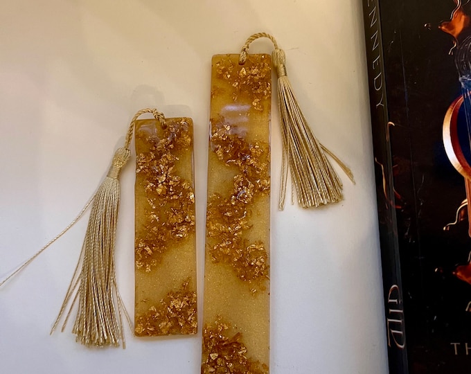 GOLDFINCH  - Auren Plated Prisoner Series Resin Bookmark