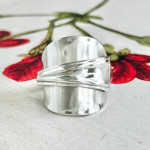 SILVIRA • Beautiful Unusual Handmade Silver Plated Spoon Ring - Upcycled Vintage Silverware Jewellery