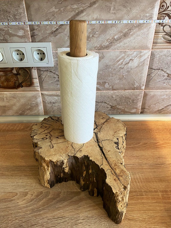 Porta papel toalla de madera. Vajilla. regalo de mamá. Batería de cocina.  Hecho a mano. Rústico. Soporte para toallas de papel de cocina. Encimera.  Decoración casera hecha a mano. -  México