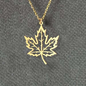 Ahornblatt Halskette - Herbst inspiriert Blatt Anhänger - Natur Schmuck in 925 Sterling Silber oder 750 Gold - Perfektes Geschenk für Naturliebhaber