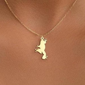Frog Silhouette Necklace - Nature-Inspired Minimalist Jewelry - Gift for Nature Lovers