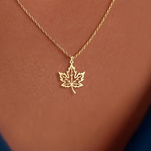 Minimalistische Blatt Halskette - Ahornblatt Anhänger - Von der Natur inspirierter Schmuck - 925 Sterling Silber oder 750 Gold - Perfekt für Herbst-Liebhaber