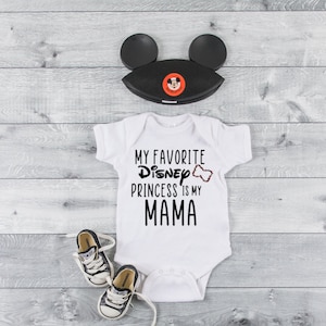 Disney Baby Onesie, Baby disney announcement, baby clothes, Disney World Vacation, Toddler Disney Shirt, Mommy&#39;s a Disney Princess Onesie