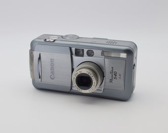 2001 Canon PowerShot S40 Vintage Digital Camera