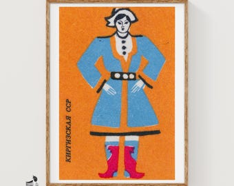Konsttryck med kirgizisk kvinna i matchbox, rysk vintage folkkonst (nostalgisk dekor)