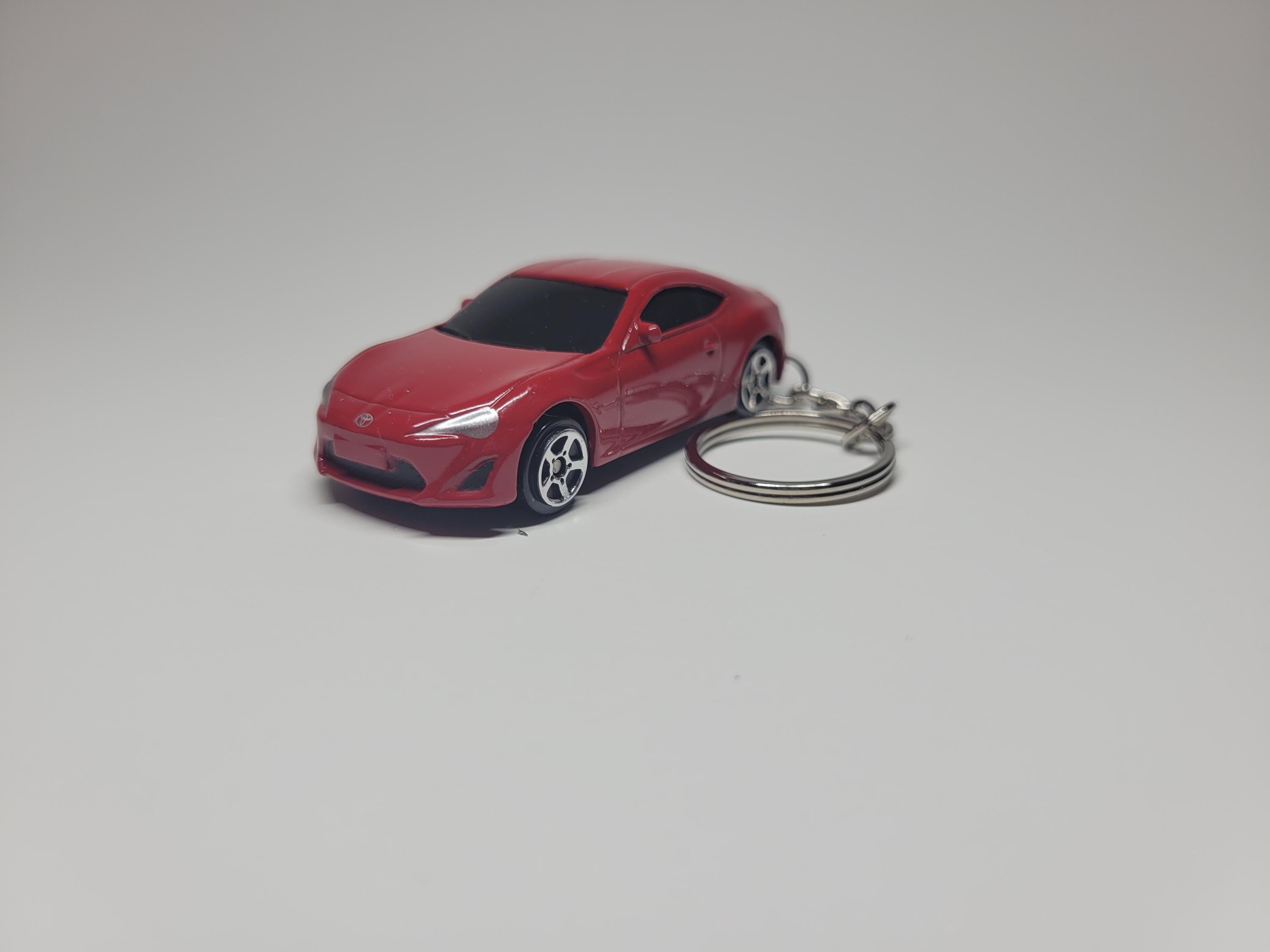 【DIESEL】Holy C Logo Keyring Pink Women's Metal Oval D keyring with crystals | Silver | Diesel