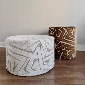 Puf redondo de terciopelo: mesa de centro con reposapiés y funda extraíble. imagen 8