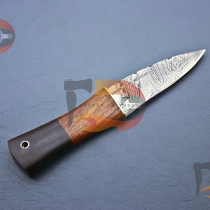 Celtic Scottish Dirk Damascus SGIAN DUBH Knife Comes With Leather Sheath