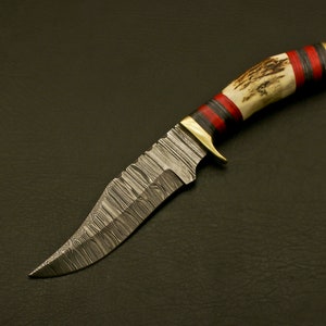 Custom Hand Forged High Quality Damascus Steel Hunting/skinning Knife Stag/antler  Handle With Sheath 