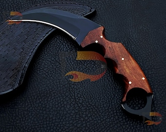 Handmade Damascus Karambit Knife: Carbon Coated D2 Steel, Rosewood Handle, Leather Sheath