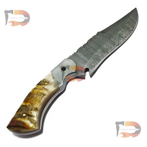 Couteau de chasse Skinner fait main en acier damas de 9 po. de long | Couteau de camping